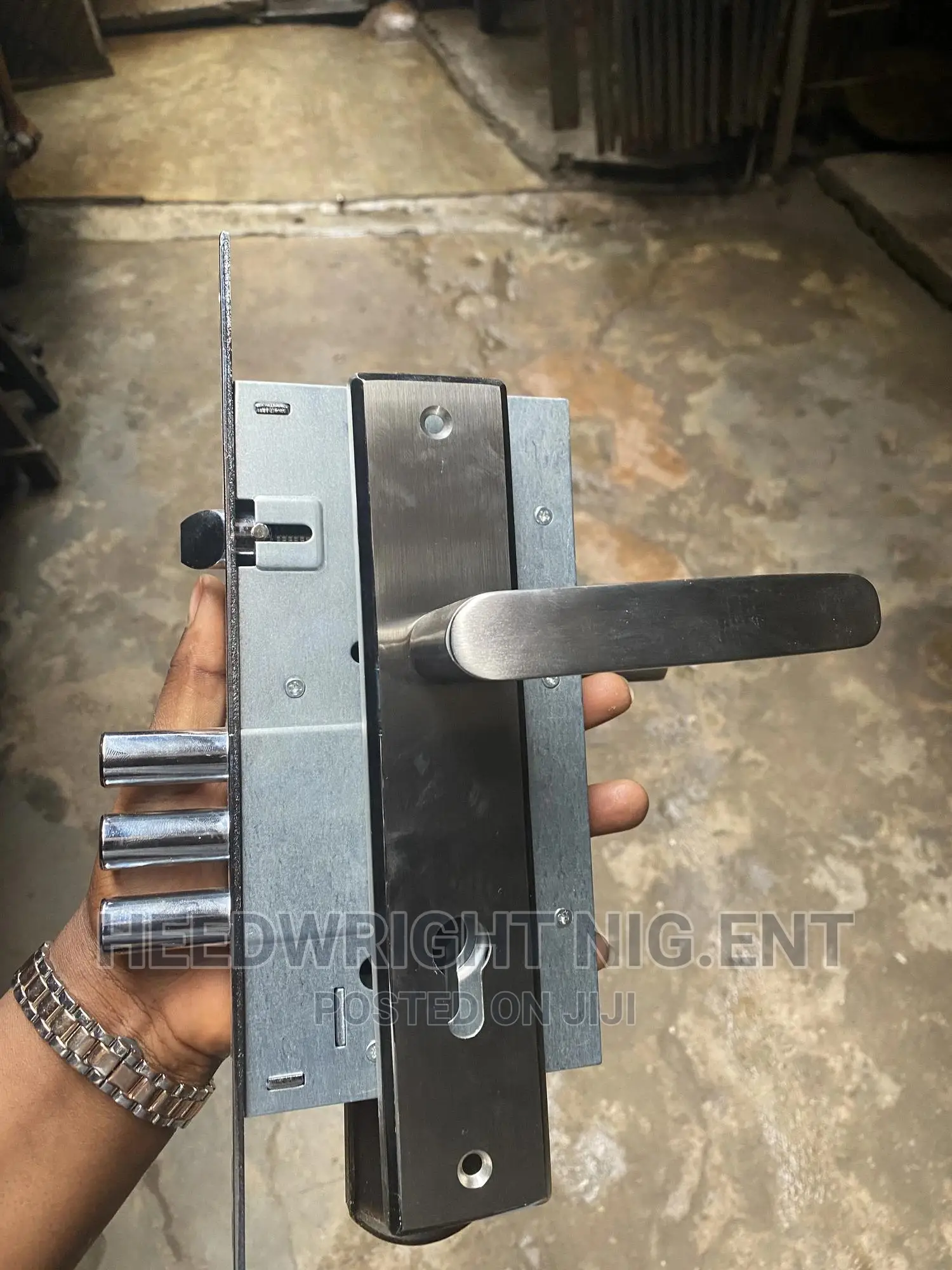 3 Bars Zete Security Engine and MAIN ENTRANCE HANDLES