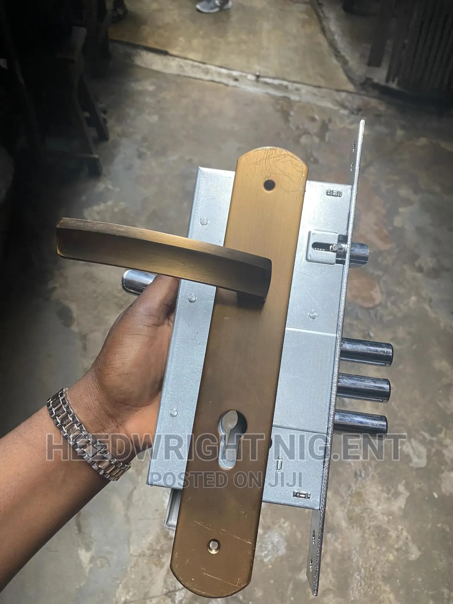 3 Bars Zete Security Engine and MAIN ENTRANCE HANDLES