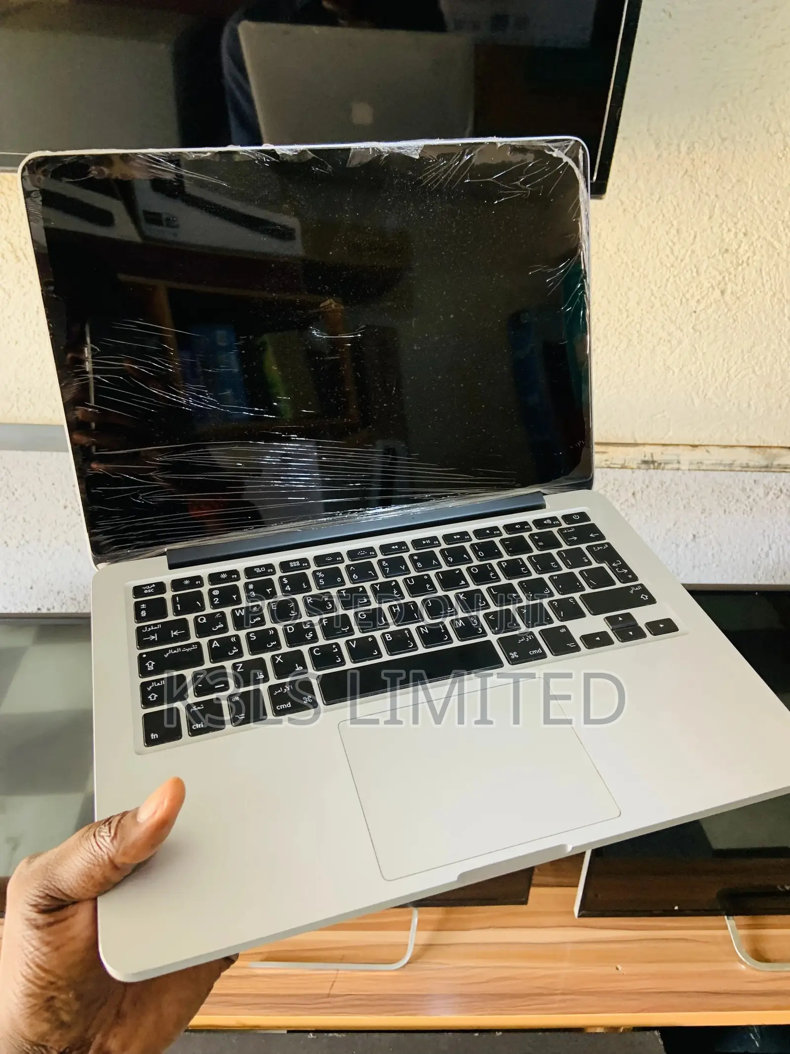 Laptop Apple MacBook Pro 2015 8GB Intel Core I5 SSD 500GB