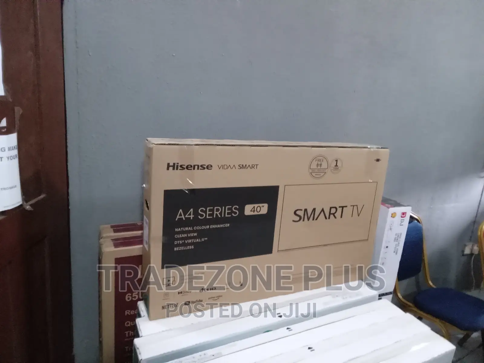 Brand New Hisense 40'' Smart TV With Youtube