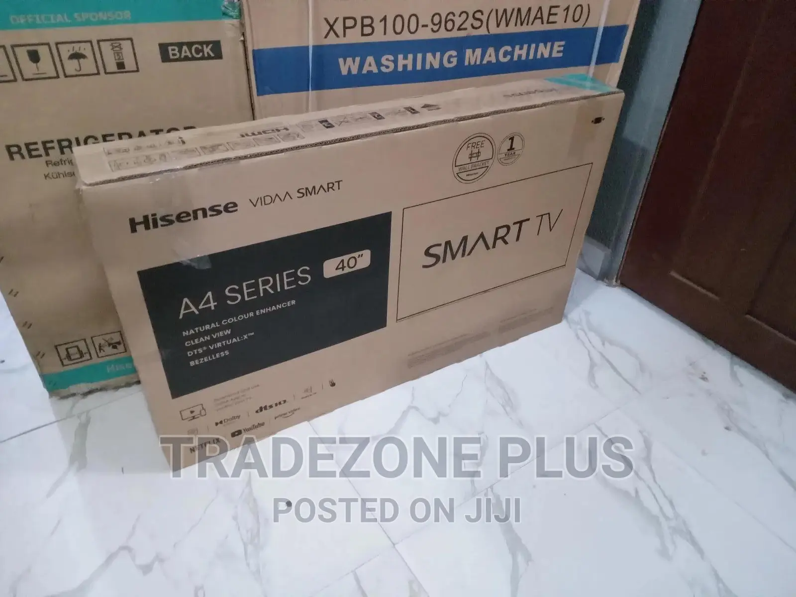 Brand New 40'' Smart LED TV With Bluetooth