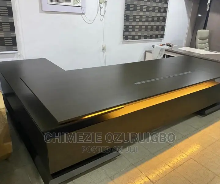 3 Meters Executive Office Table