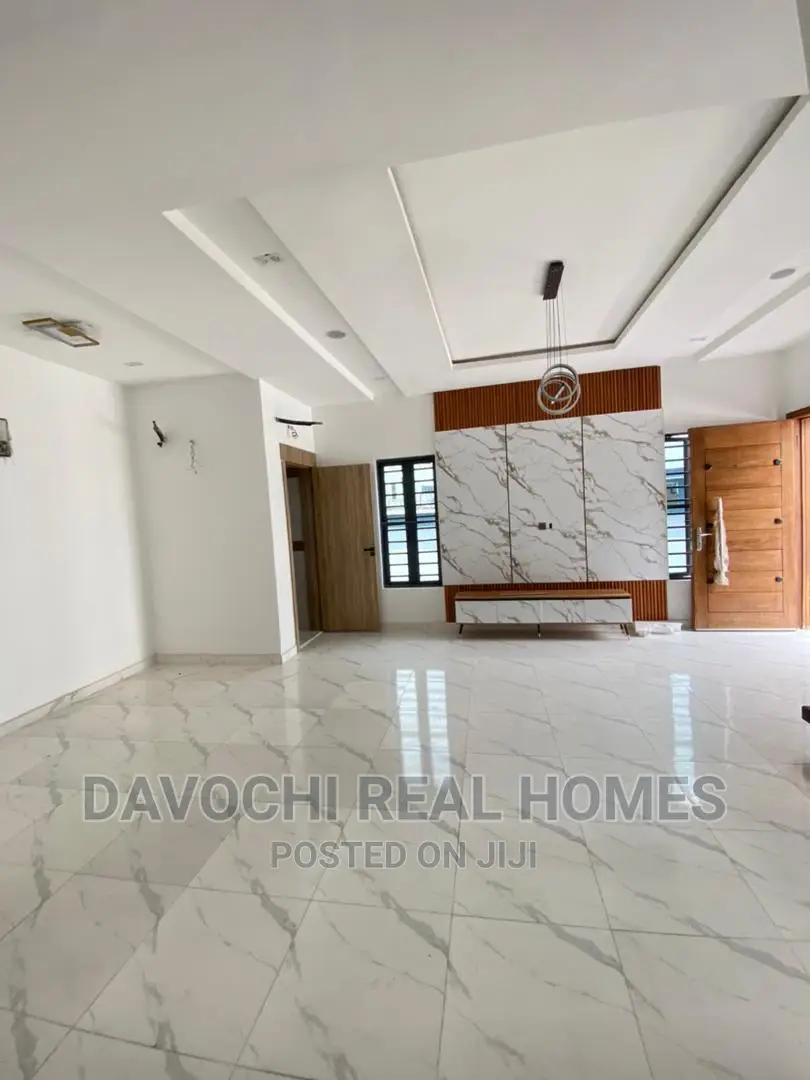 4bdrm Duplex in Chevron Second Toll, Lekki for sale