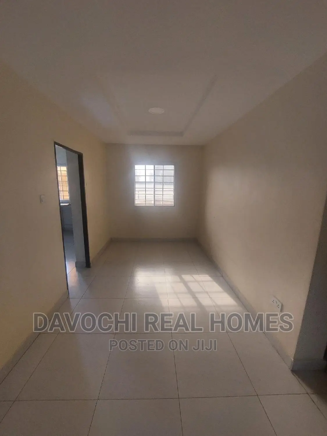 3bdrm Apartment in Orchid Road, Lekki for rent
