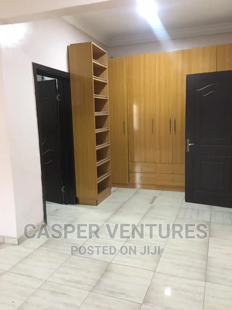 1bdrm Apartment in Idado for rent