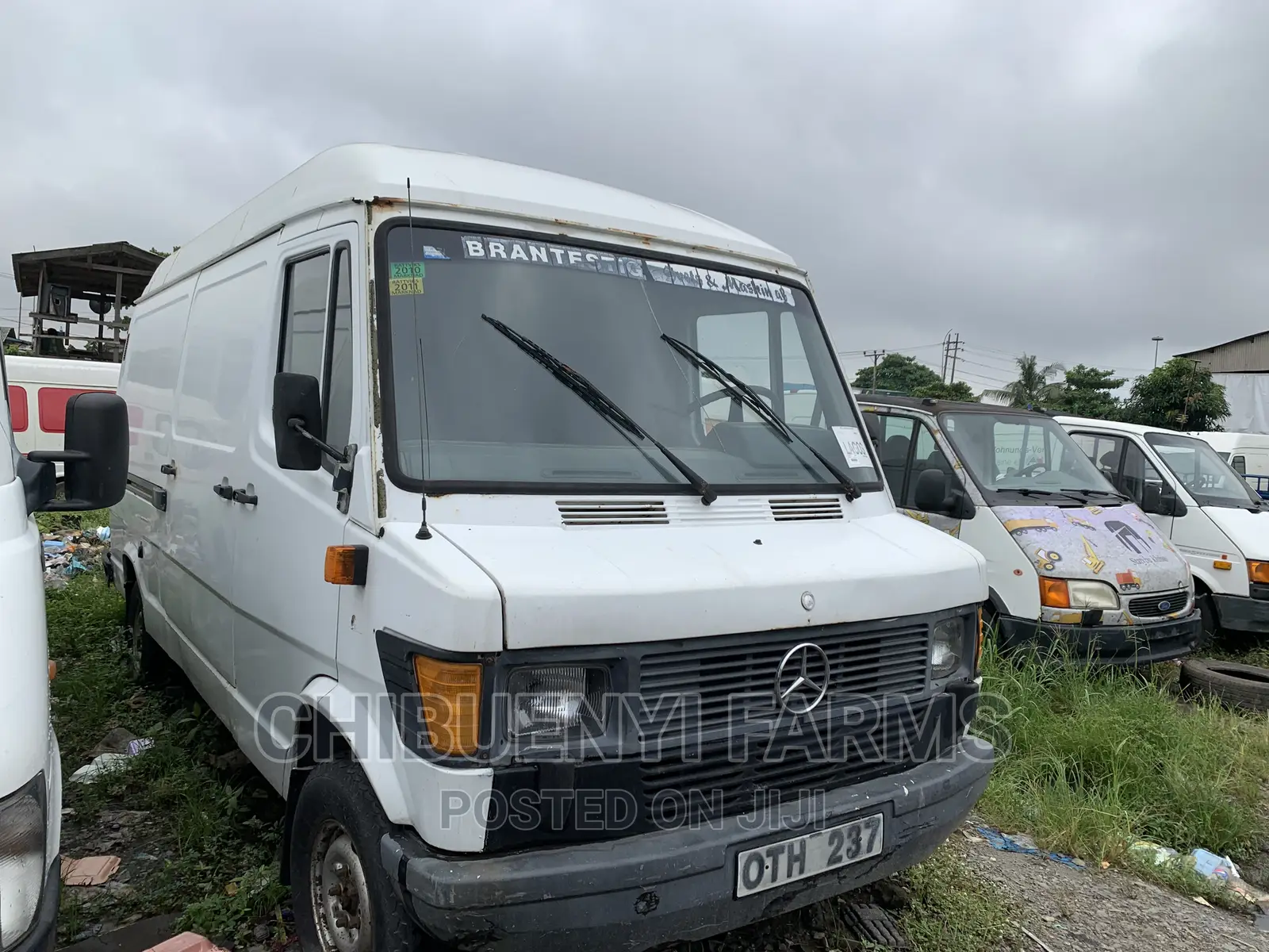 Mercedes-Benz T1/TN 1998 White