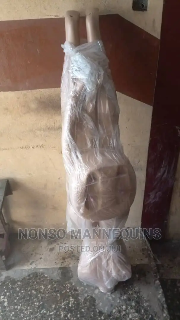 Female Plastic Headless Detachable Arms Dummy