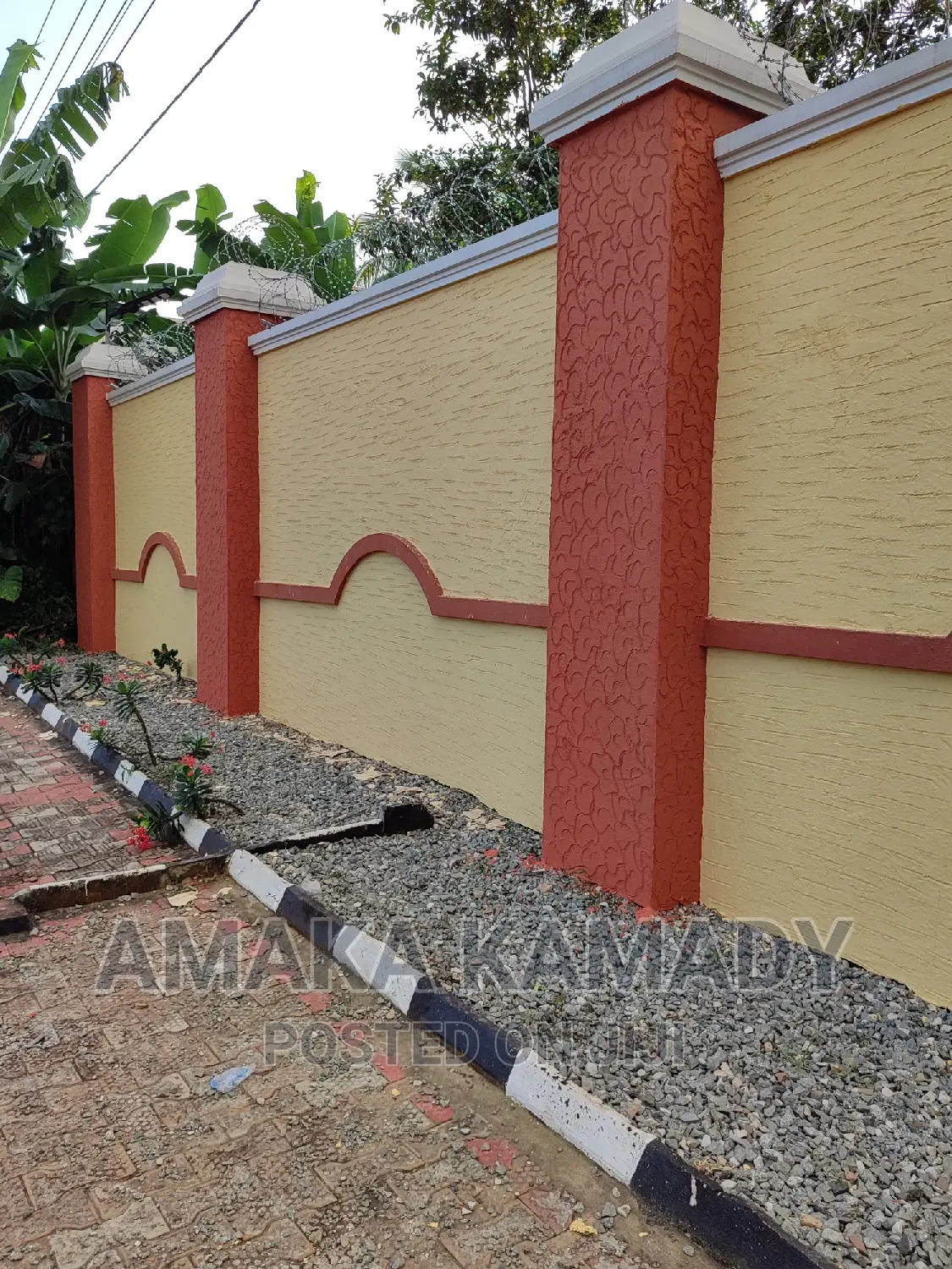 Gravitex Paint