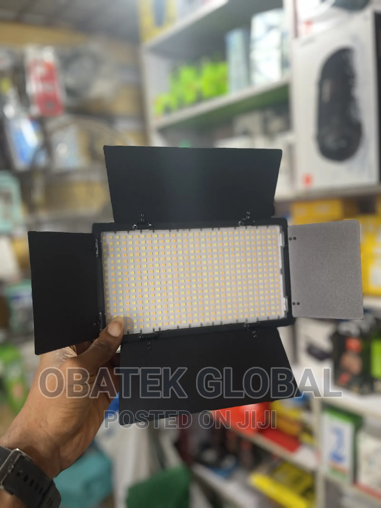 Led Power Pro LED 600 + Battery +Tripod + Charger