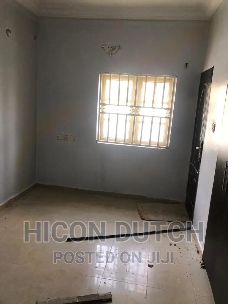 3bdrm Block of Flats in Gwarimpa Main, Gwarinpa for rent
