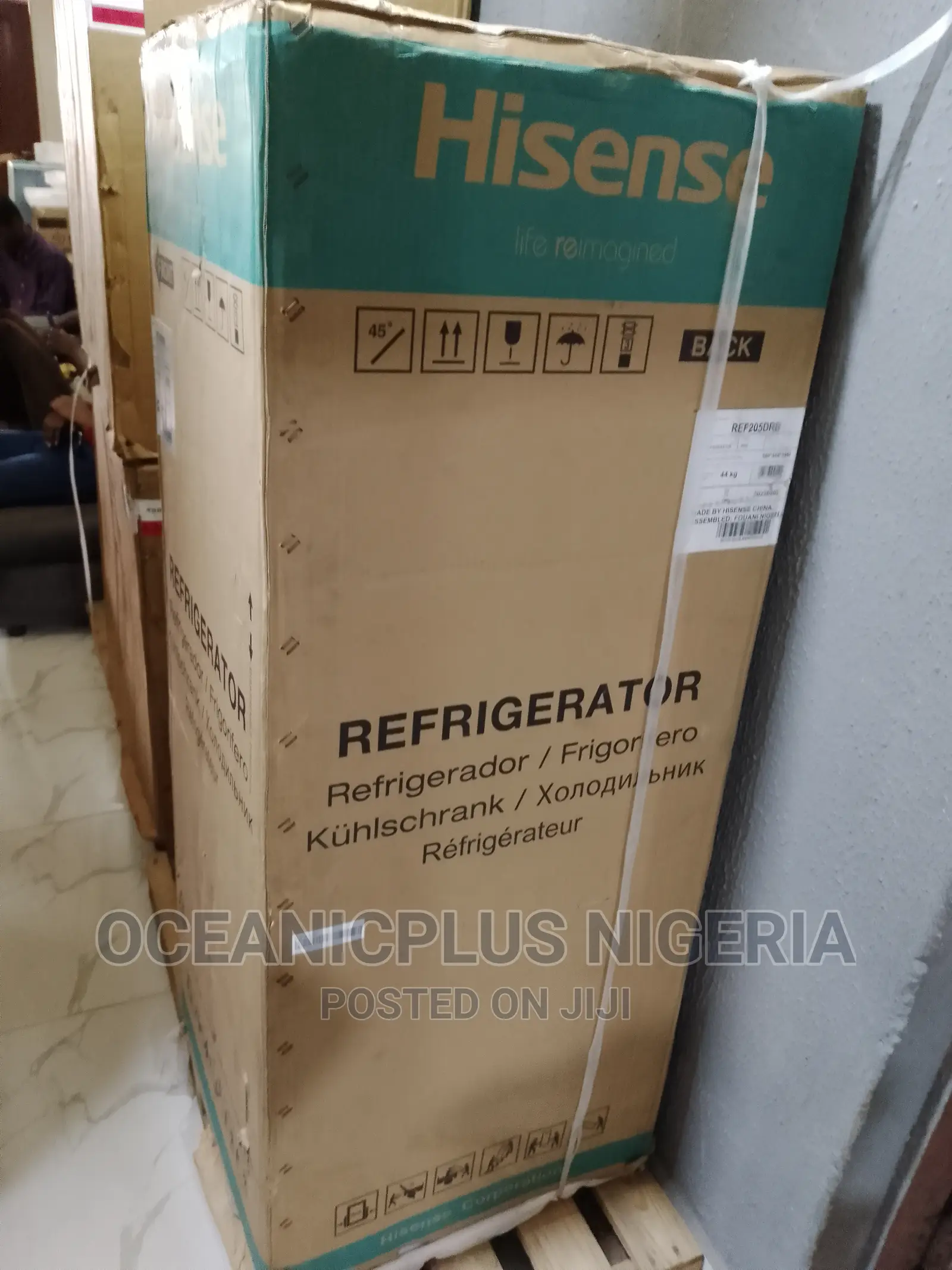 Affordable Hisense Double Door Red Refrigerator 204L