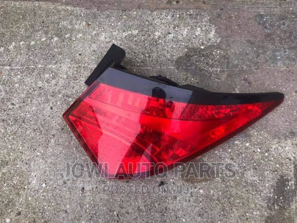 2010 Rear Lights Acura ZDX Pairs
