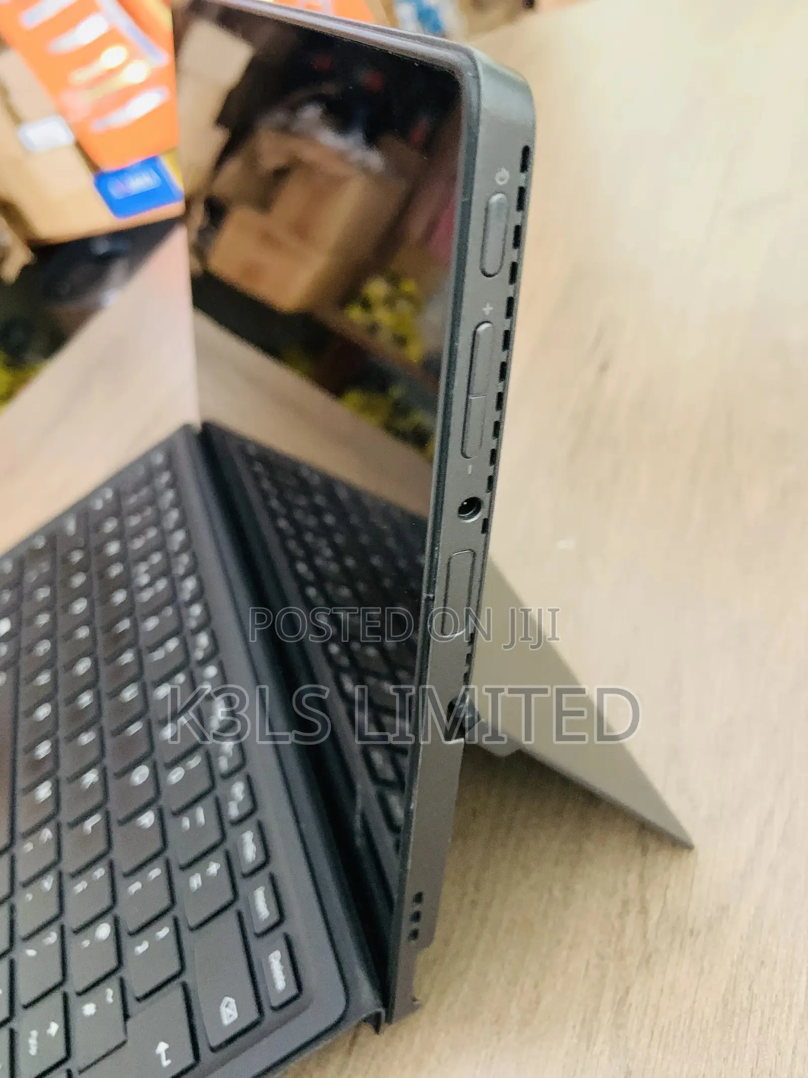 Laptop Lenovo Miix 630 8GB Intel Core I5 SSD 256GB