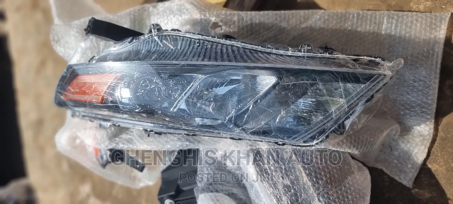 Headlights 2010-2013 Crosstour