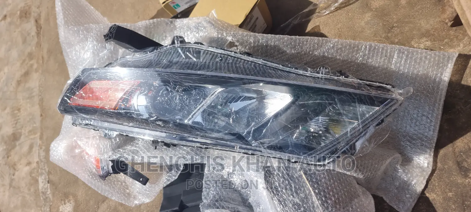 Headlights 2014-2018 Crosstour