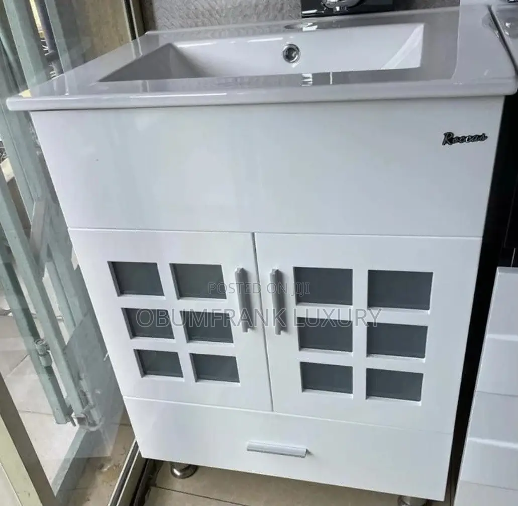Cabinet Basin