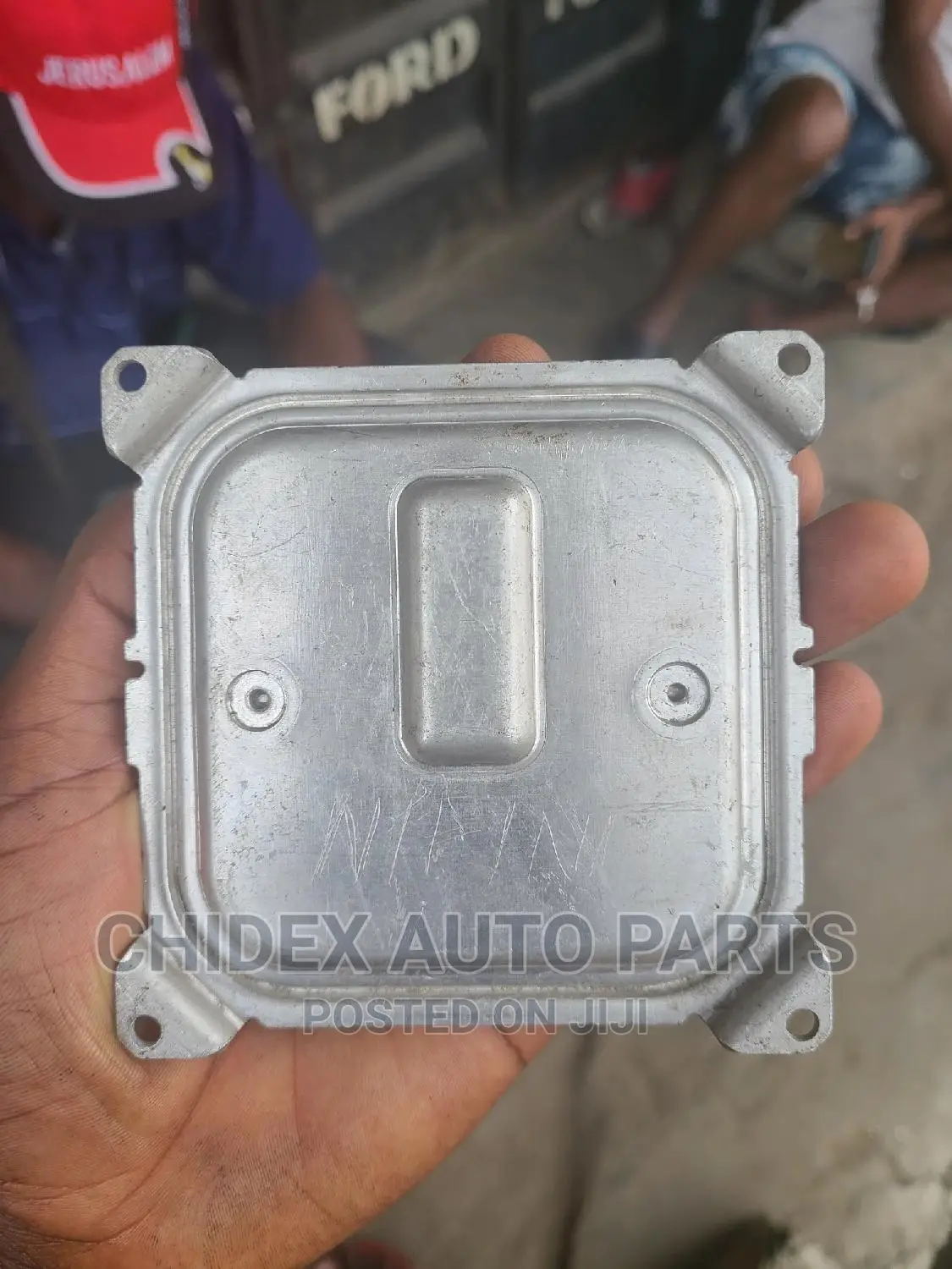 Headlamp Charge Available