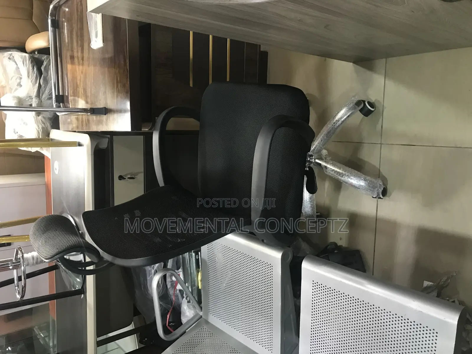 Office Chair Swivel With Headrest