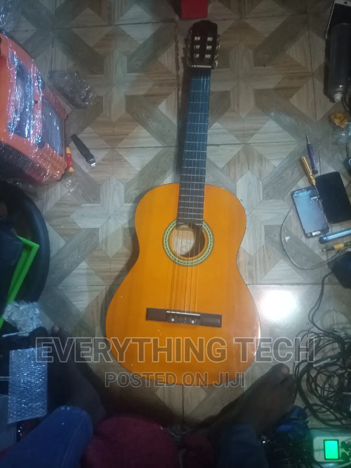American Use Acoustic Guitar