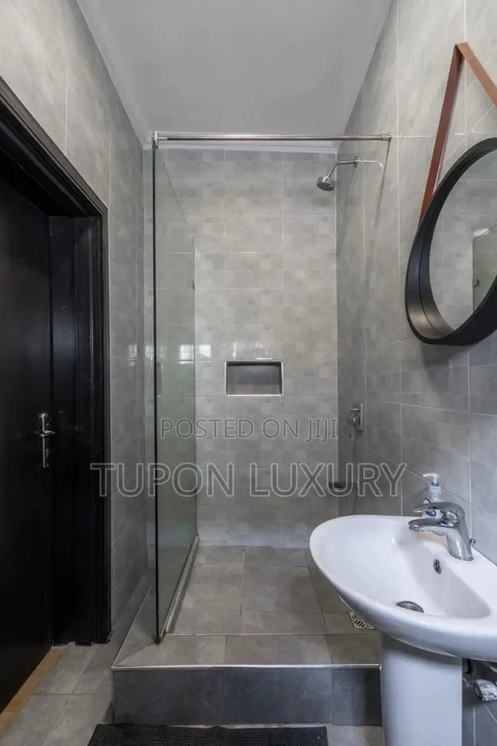 Stylish 1 Bedroom Apartment With Top Notch Amenities.