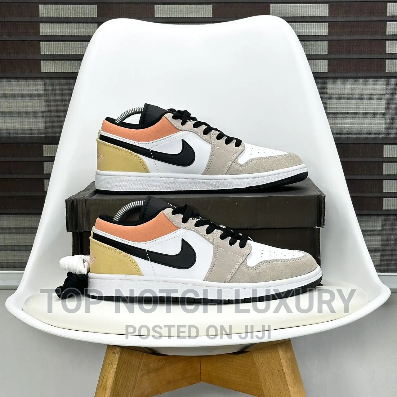 *Flight Club X Air Jordan 1 Low SE “The Fly Way
