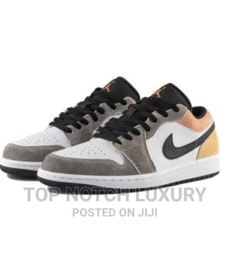 *Flight Club X Air Jordan 1 Low SE “The Fly Way