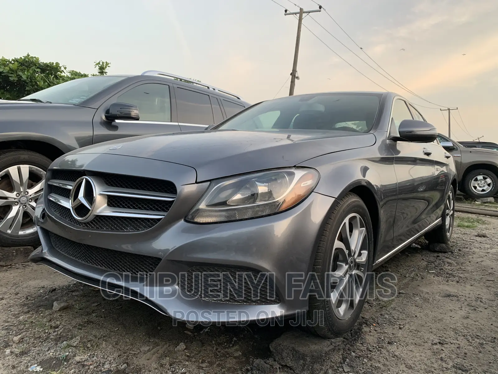 Mercedes-Benz C300 Luxury 4matic Sedan AWD (2.0L 4cyl 7A) 2017 Gray