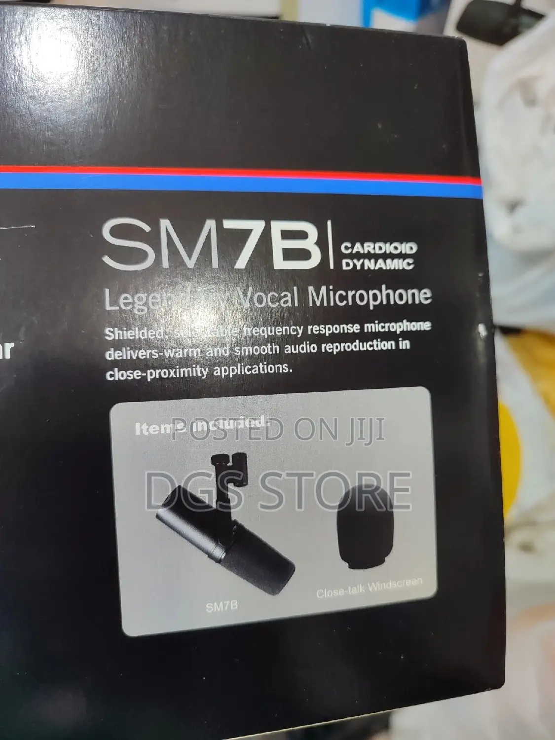 Shure SM7B Cardioid Dynamic Legendary Vocal Microphone