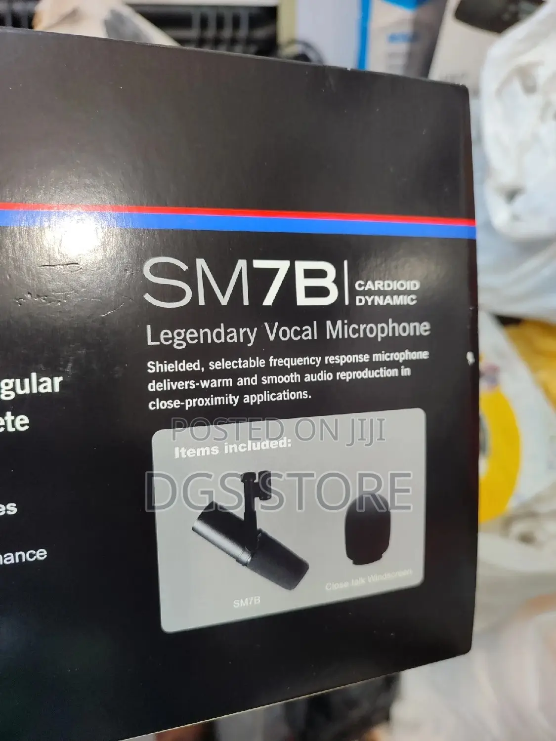Shure SM7B Cardioid Dynamic Legendary Vocal Microphone