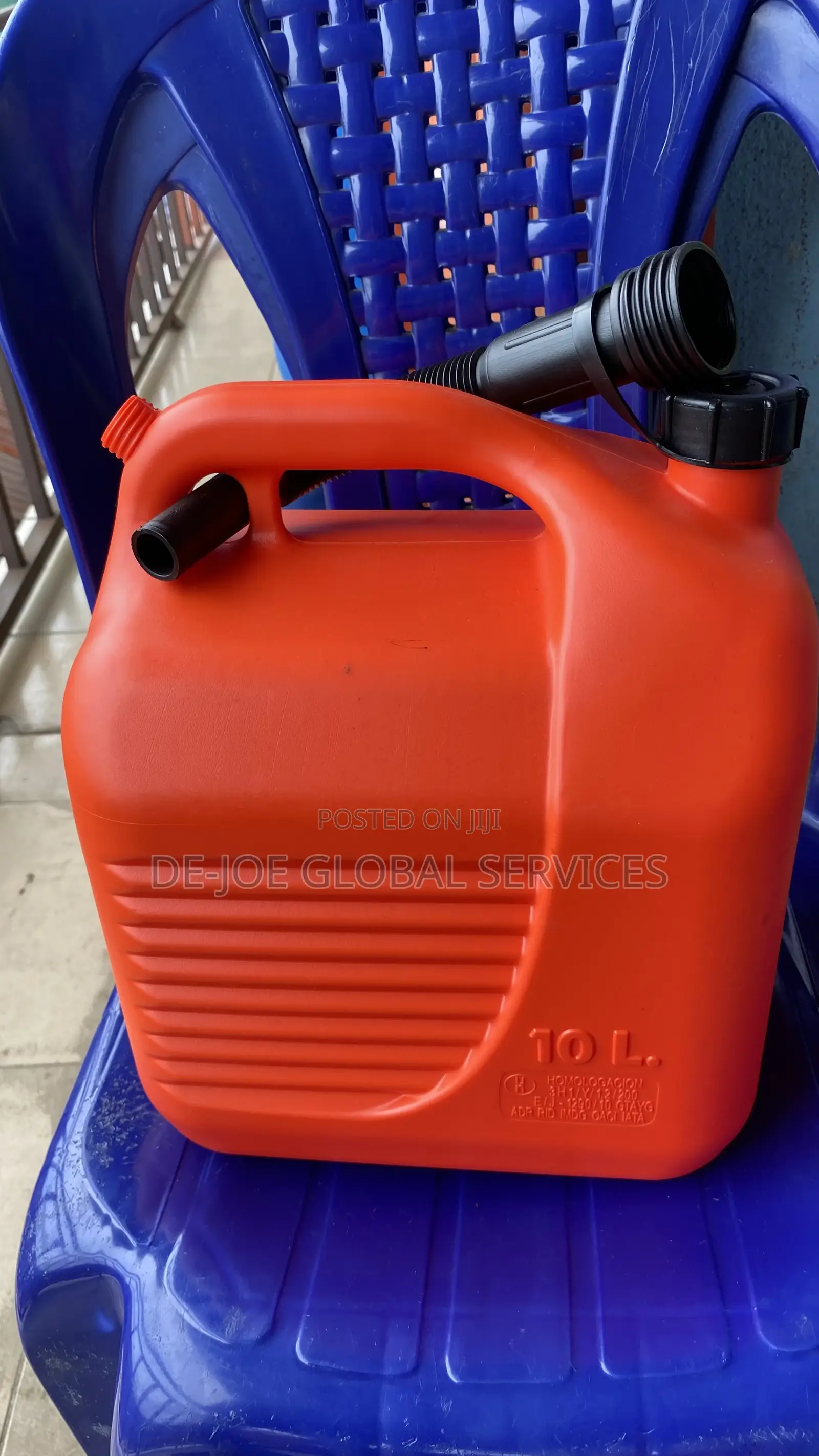 Jerrycan With Pouring Spout 10L. Oil Can