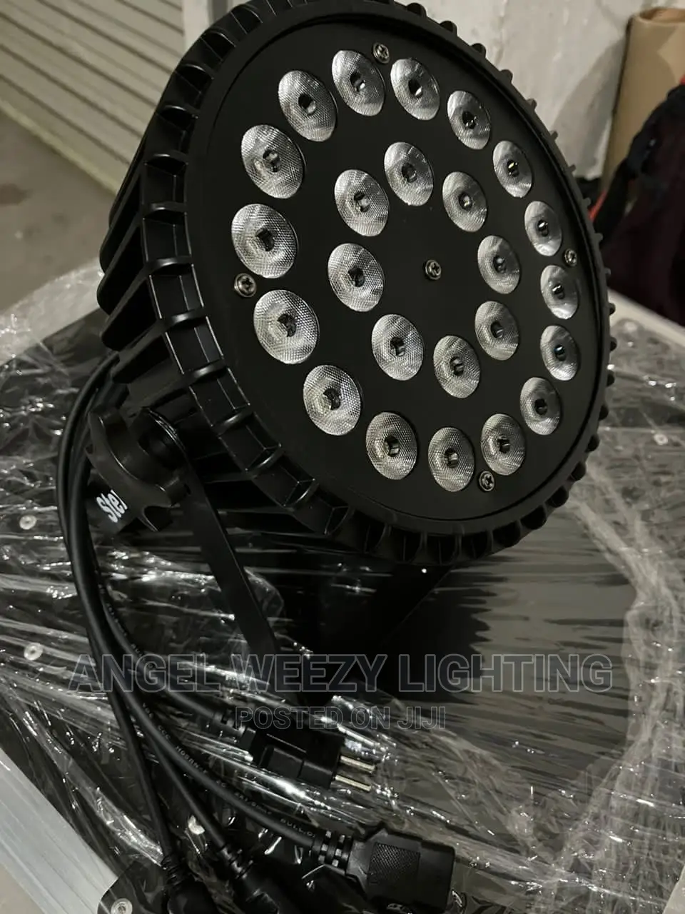 10w X 24 Led Superior Parcan 4 in 1