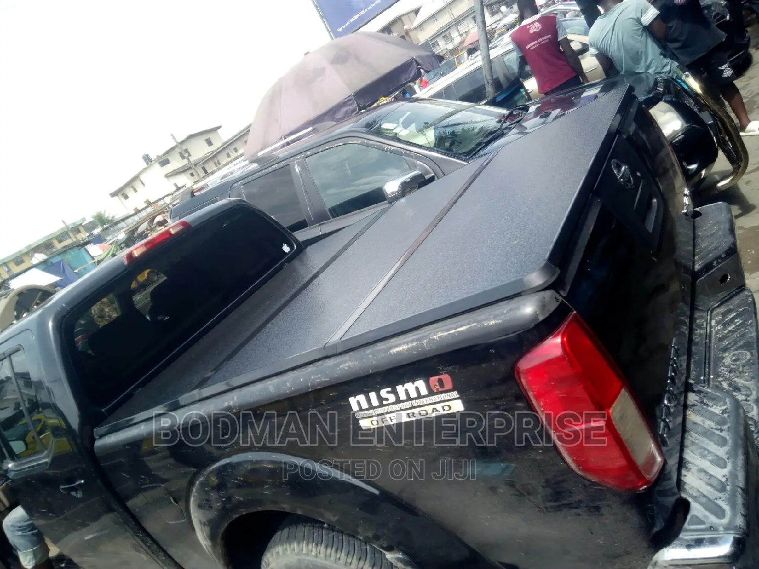 Fiber Folding Boot Cover for Nissan Frontier =