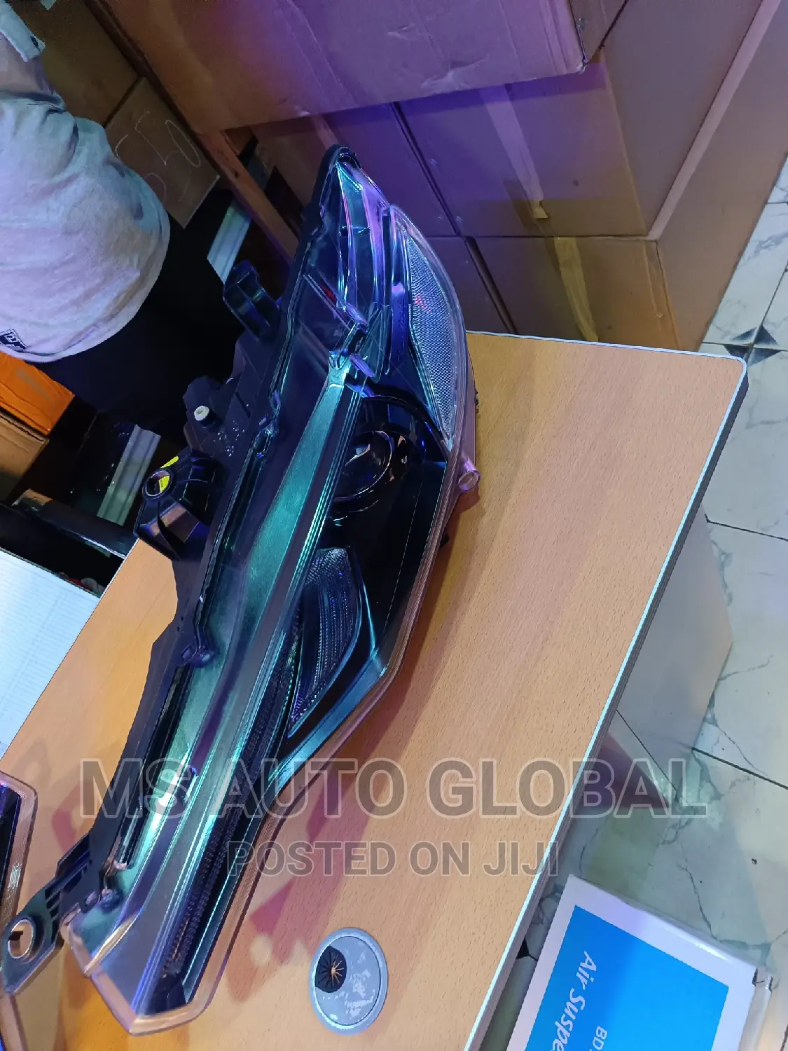 Maserati Levante 2017/2020 Headlights