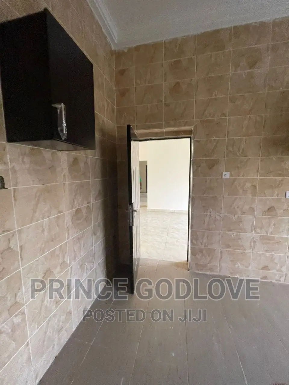 3bdrm Apartment in Munach Estate, Dawaki for rent