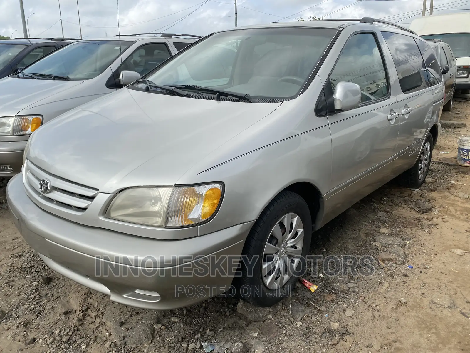 Toyota Sienna CE & 1 hatch 2000 Gold