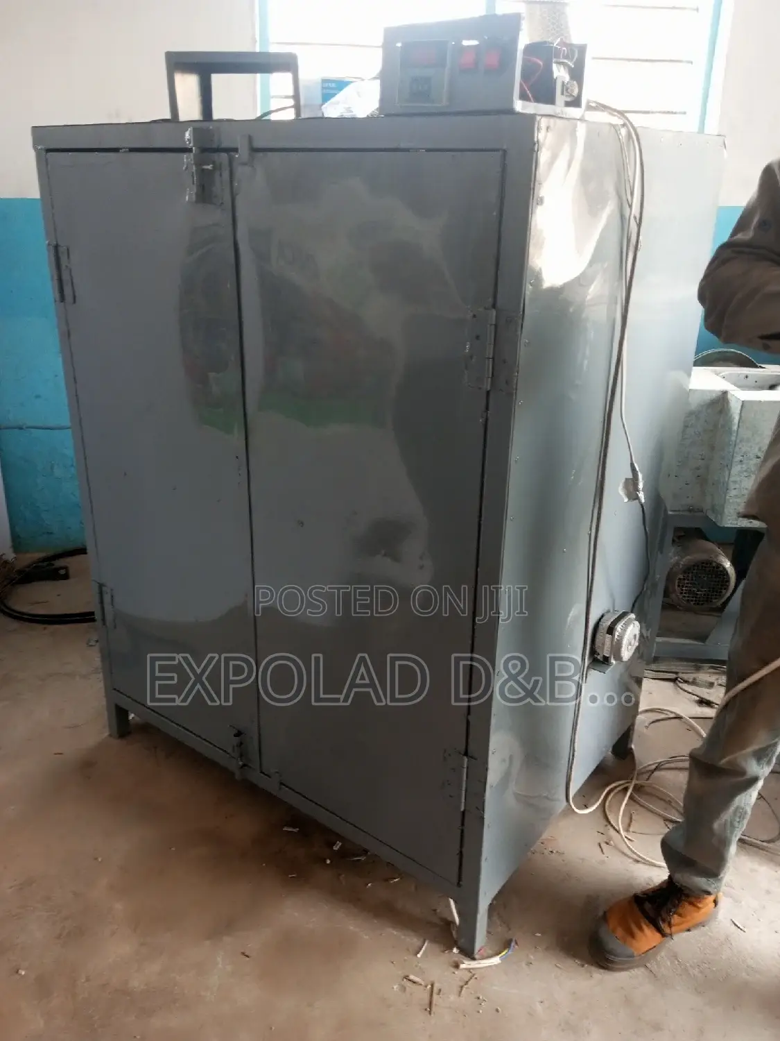 Dehydrator (Cabit Dryer)