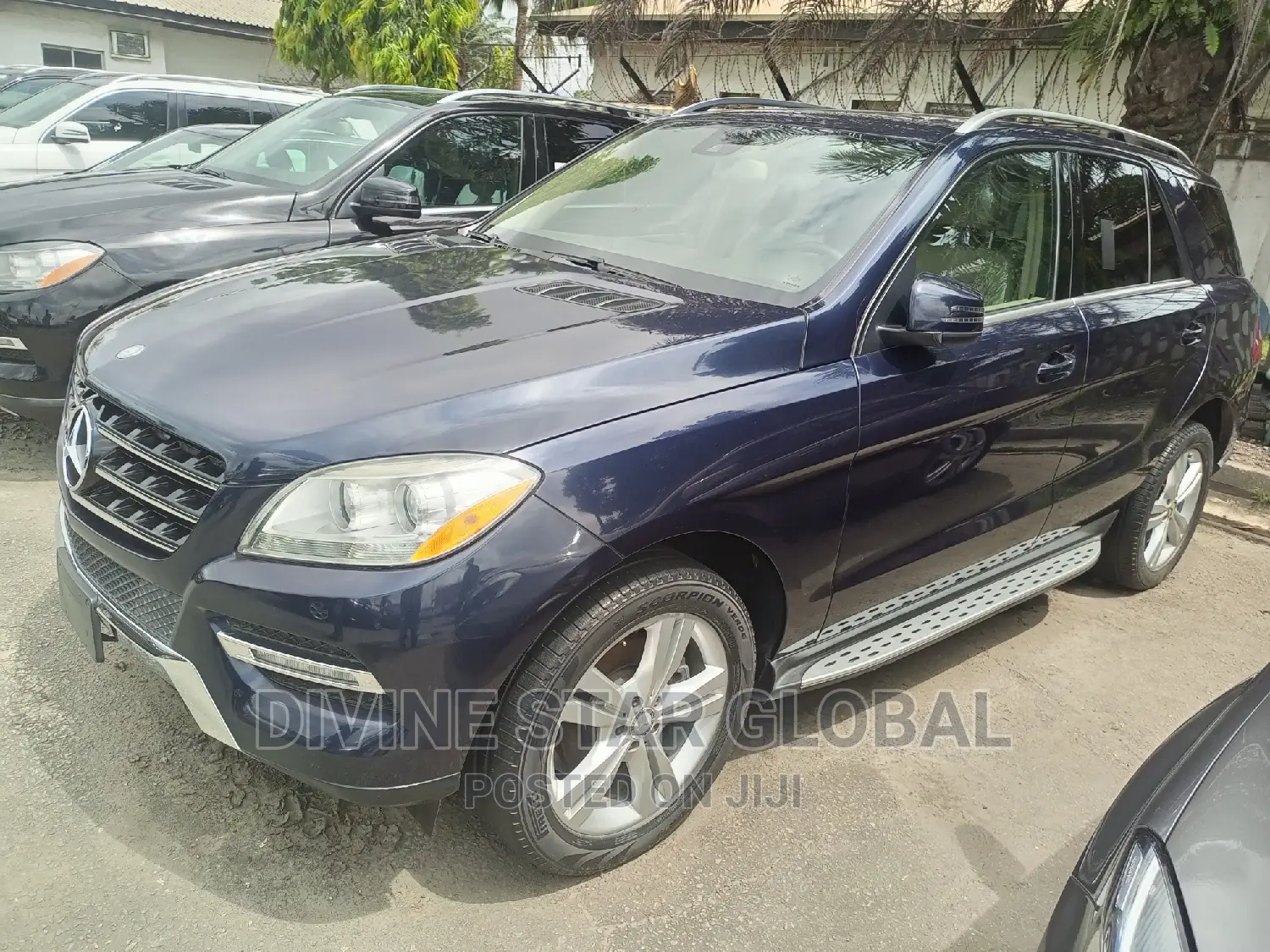Mercedes-Benz M Class 2013 Blue