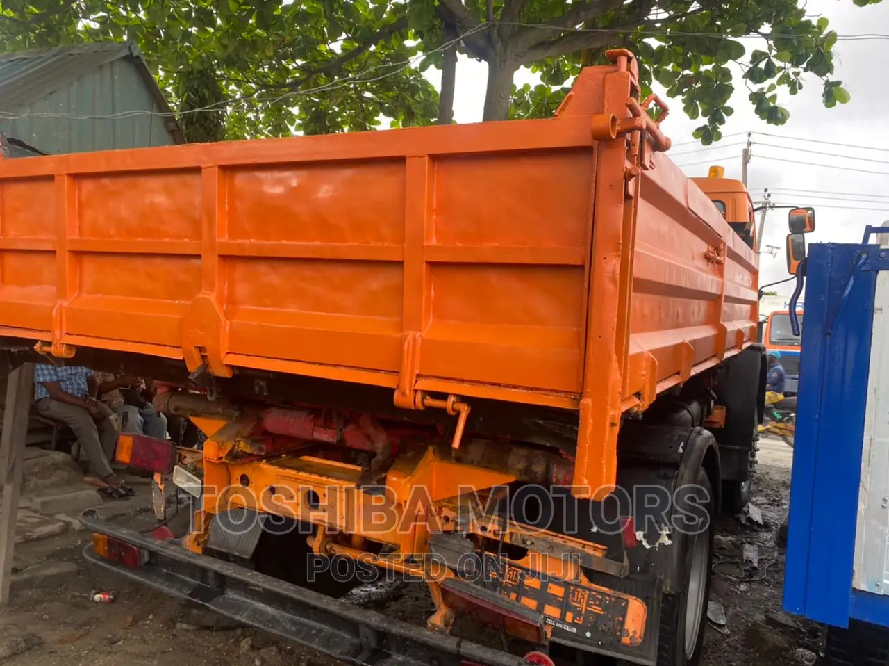 1414 Mercedes Benz Tipper