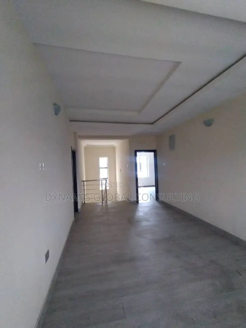 Furnished 5bdrm Duplex in Magodo Phase 2 for sale