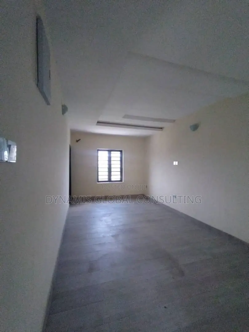 Furnished 5bdrm Duplex in Magodo Phase 2 for sale
