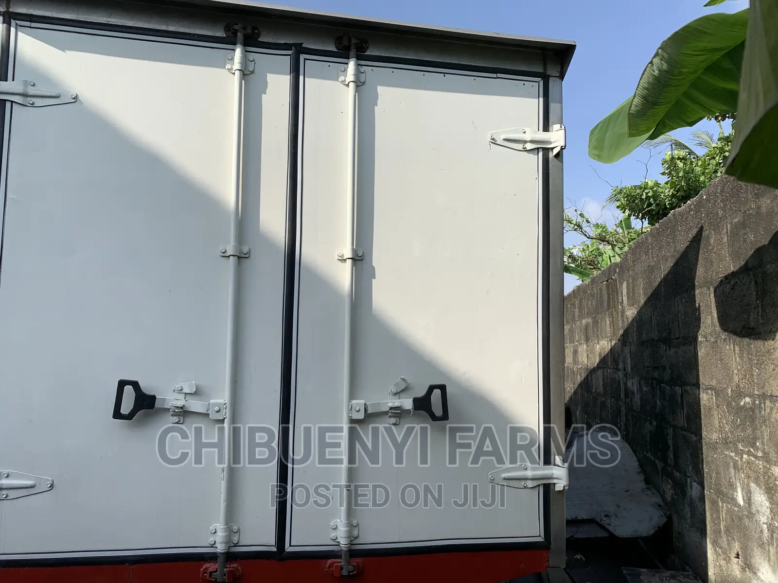 Toyota Dyna Container Truck