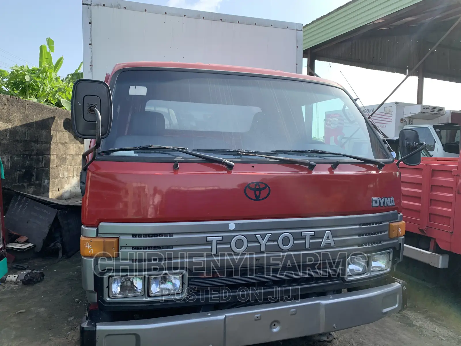 Toyota Dyna Container Truck