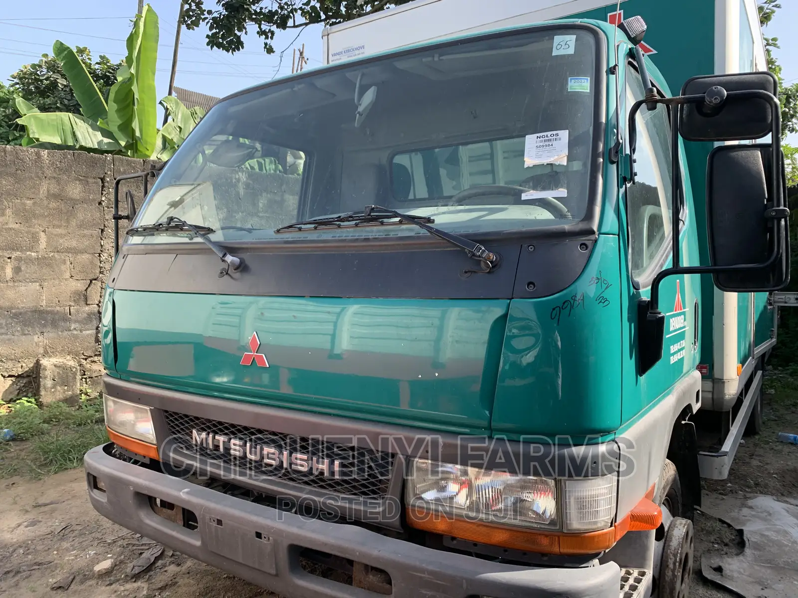 Mitsubishi Container Truck