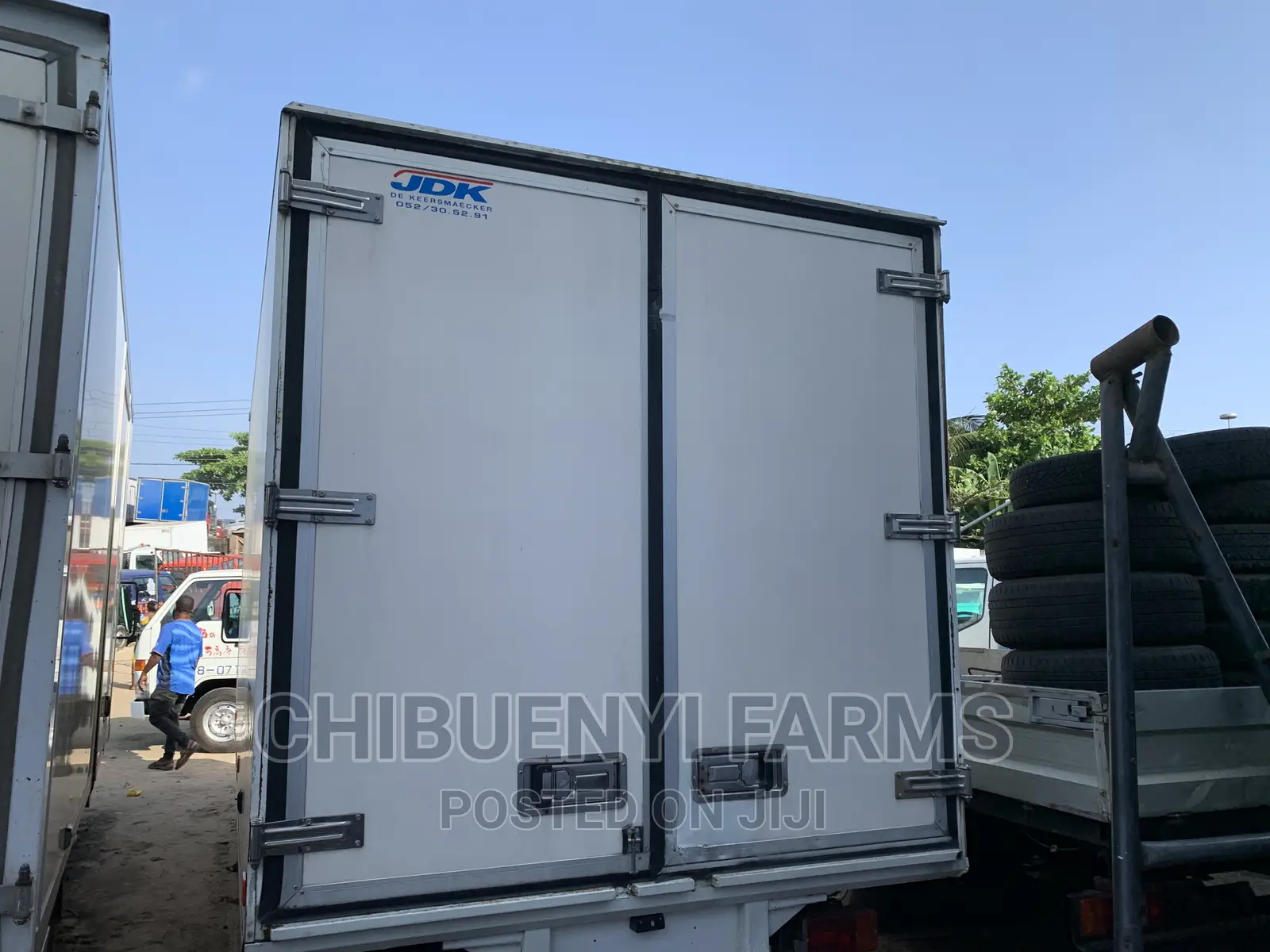 Mitsubishi Cooling Van (8-Tons)