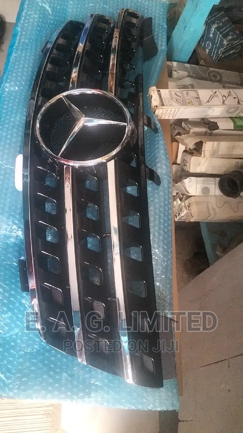 Mercedes ML W164 Chrome Front Grill 2006-2009 1648880141