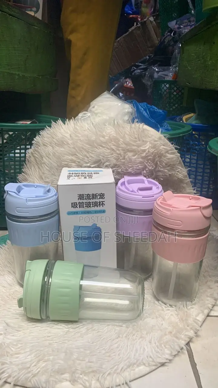 Portable Straw Coffee Cup With Lid,For Juice/Milk 500ml