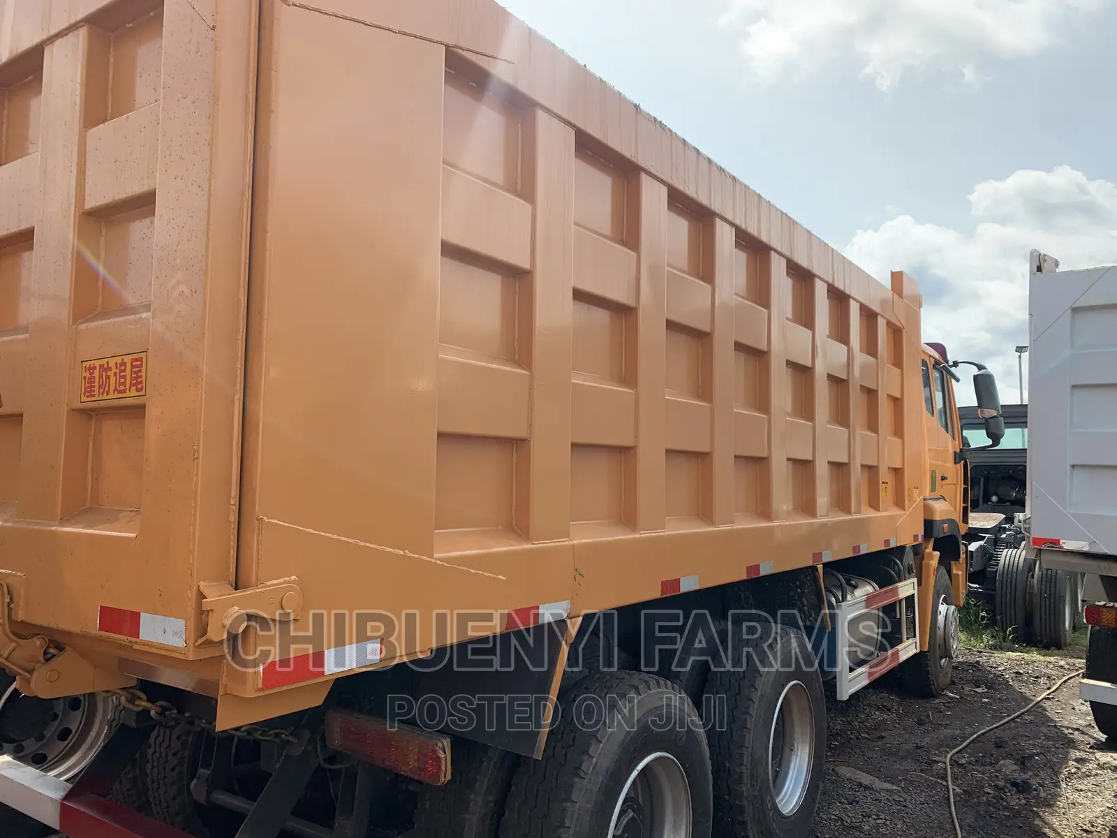 HOWO 371 TRUCK - 10 Tyres (35 Tons)