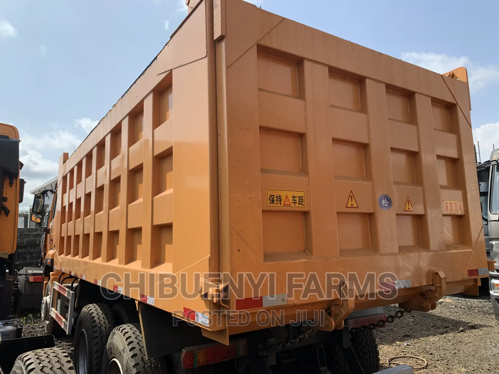 HOWO 371 TRUCK - 10 Tyres (35 Tons)