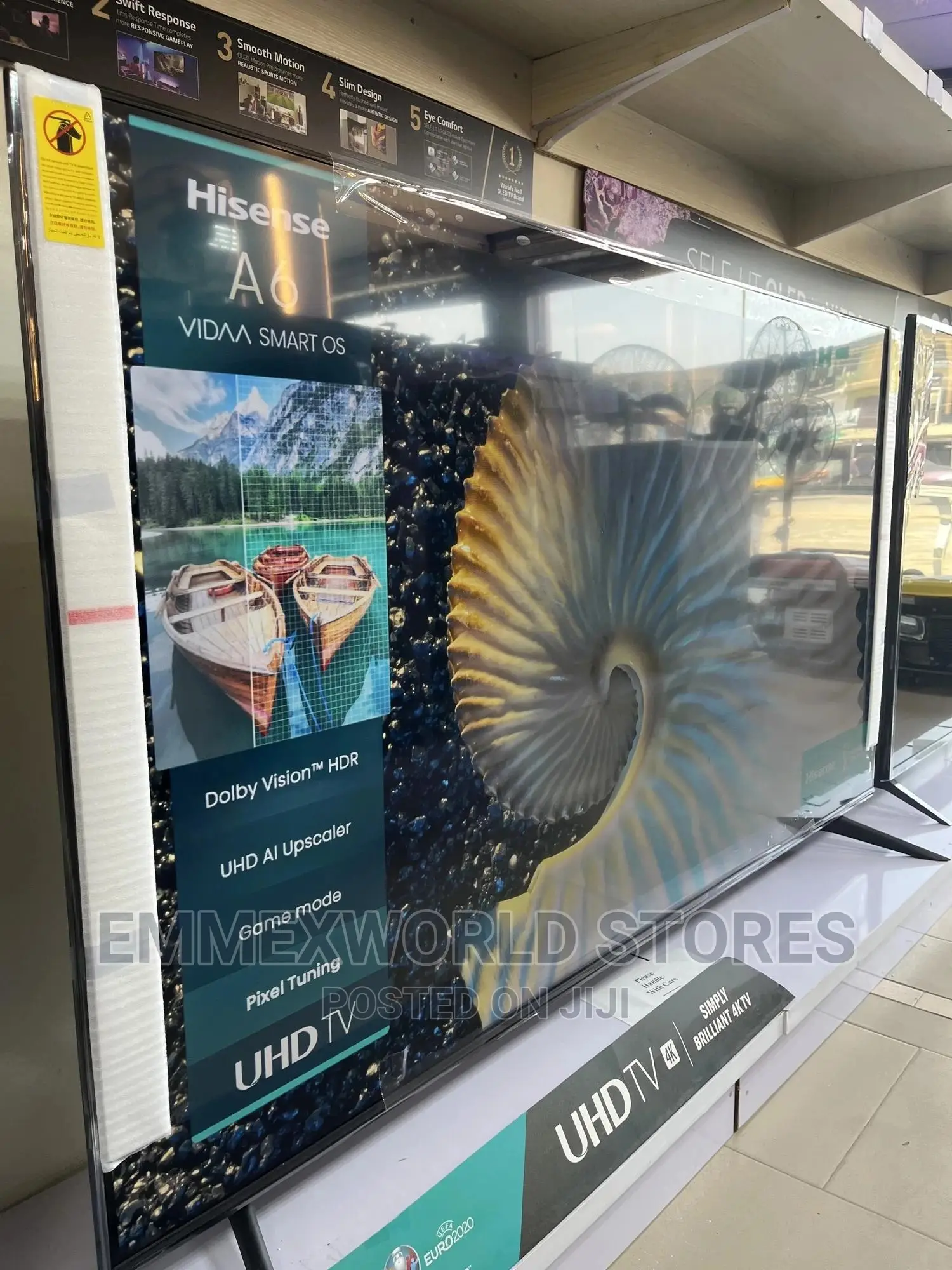 Hisense 70” Smart Tv With Netflix and Youtube