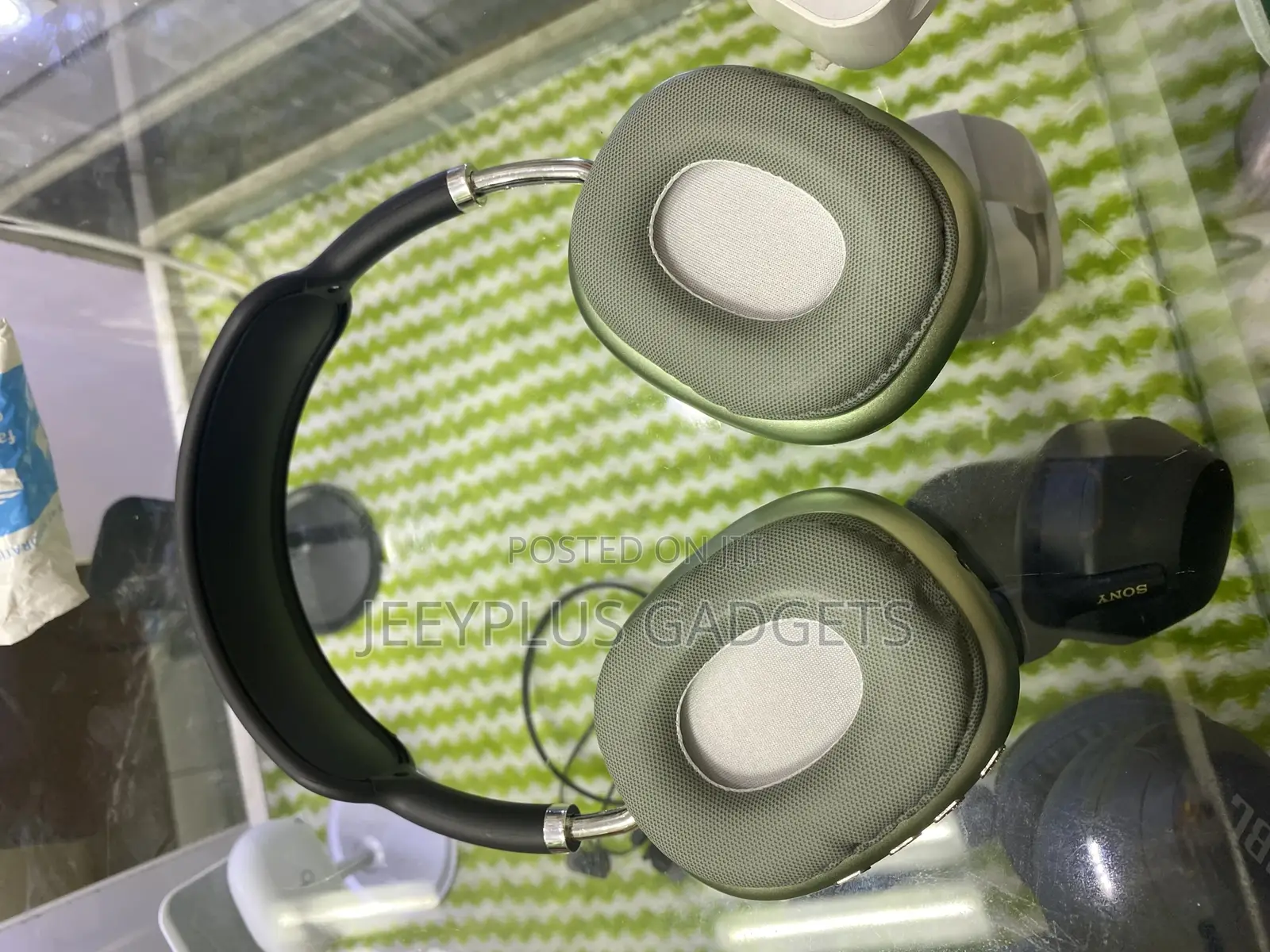 P9 Headphone